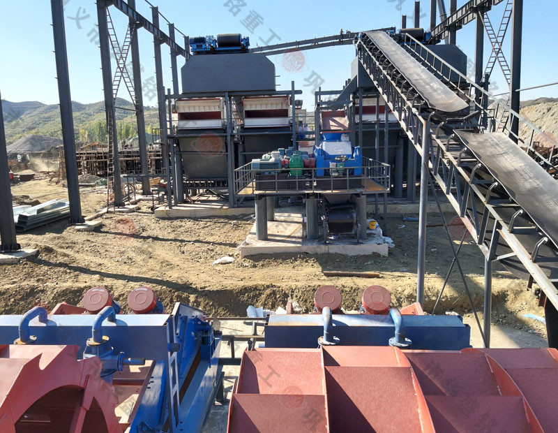 �r(sh��)�a(ch��n)200����ʯ�C(j��)�������Z��ʯ��ɰ�C(j��)�����Xһ�_(t��i)��